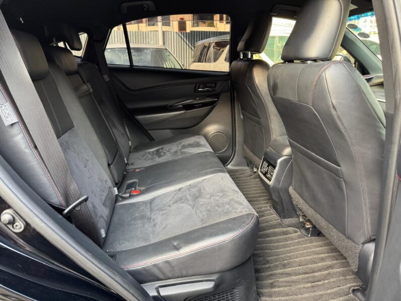 
								Toyota Harrier(turbo 4wd) full									