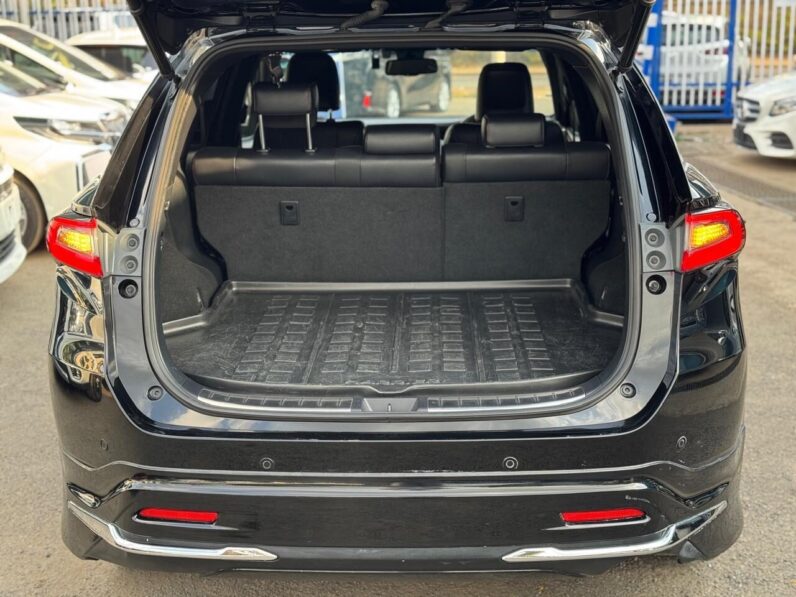 
								Toyota Harrier(turbo 4wd) full									