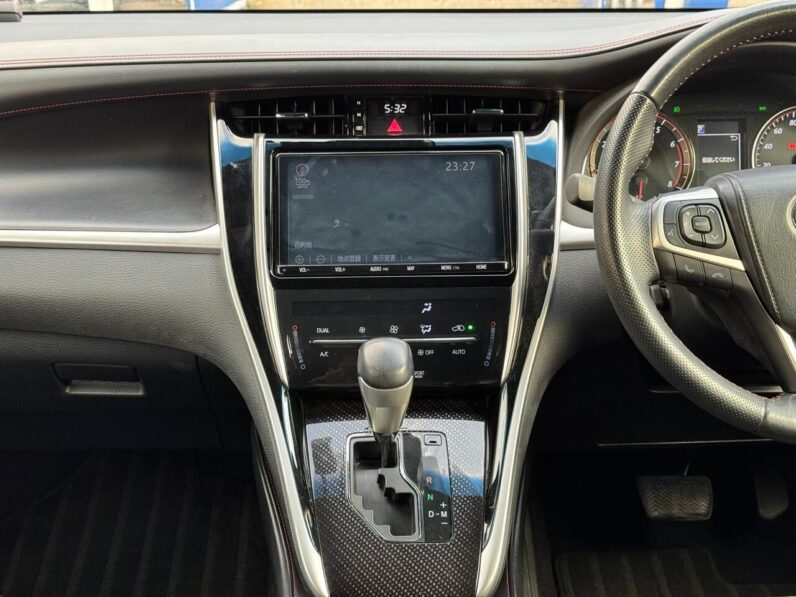 
								Toyota Harrier(turbo 4wd) full									