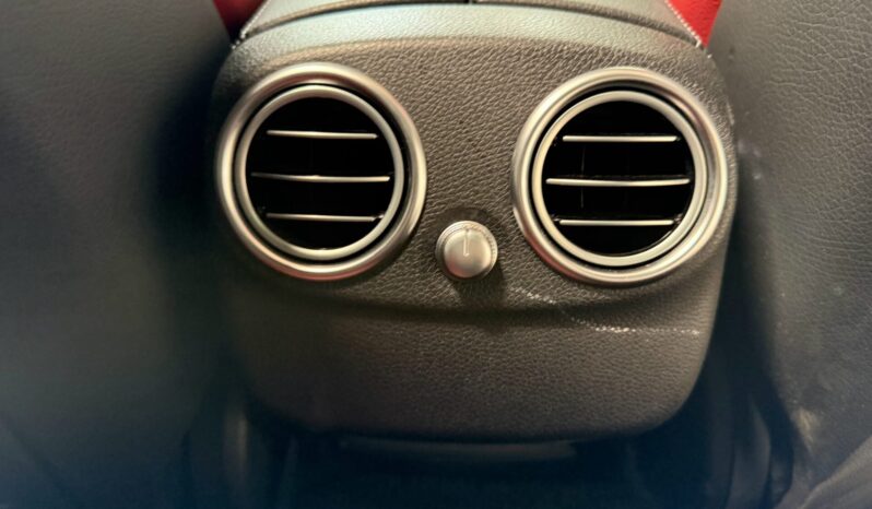 
								Mercedes Benz C200 full									