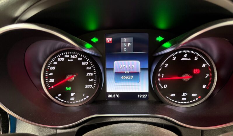 
								Mercedes Benz C200 full									