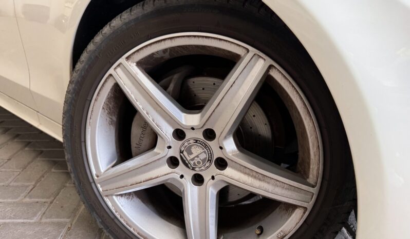 
								Mercedes Benz C200 full									