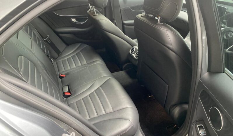 
								Mercedes Benz C200 full									