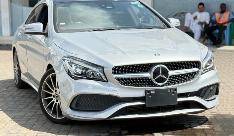 
								Mercedes Benz CLA 180 full									