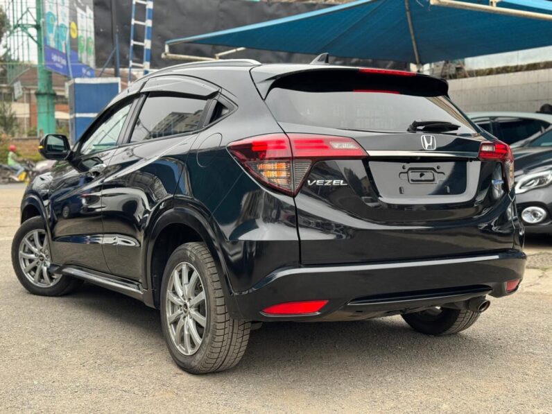 
								Honda Vezel full									