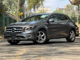 Mercedes-Benz GLA 180