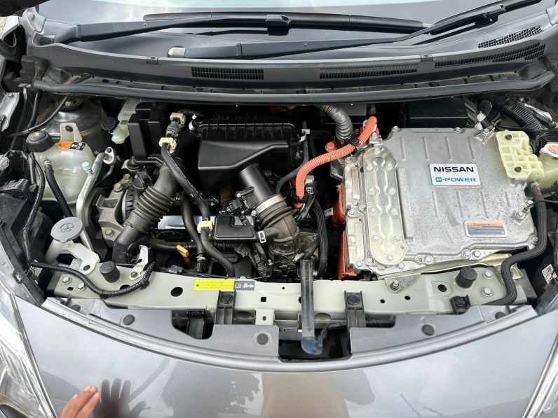 
								Nissan Note full									