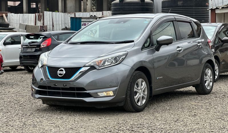 
								Nissan Note full									