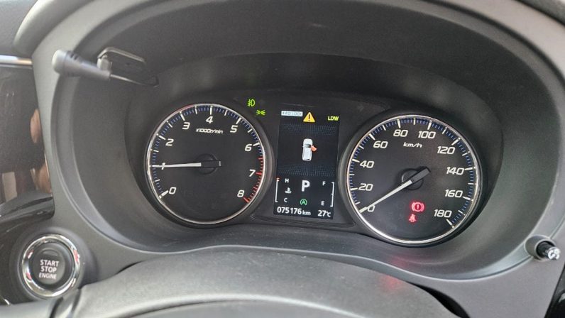 
								Mitsubishi Outlander full									