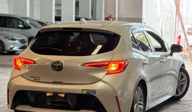 
								Toyota Corolla sport full									