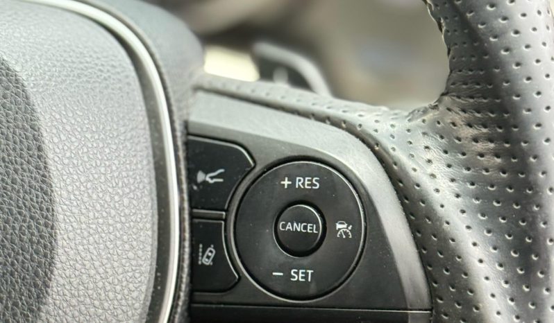 
								Toyota Corolla sport full									