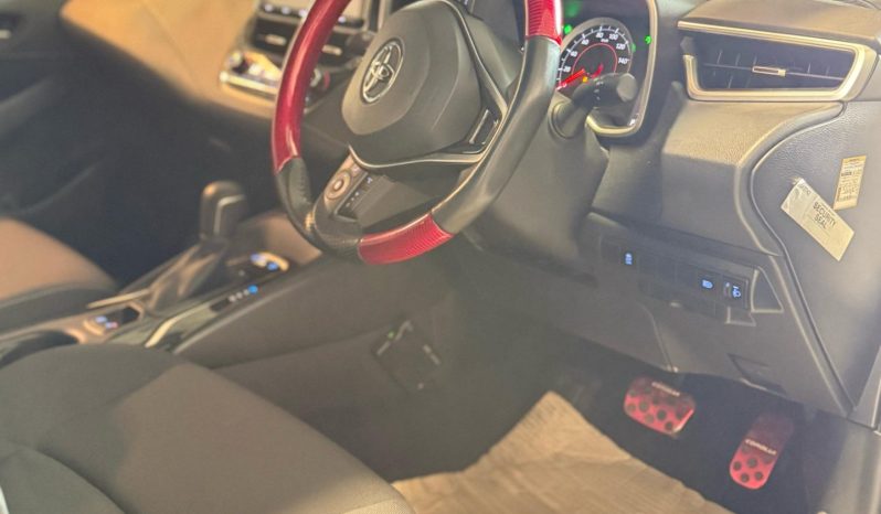 
								Toyota Corolla sport full									