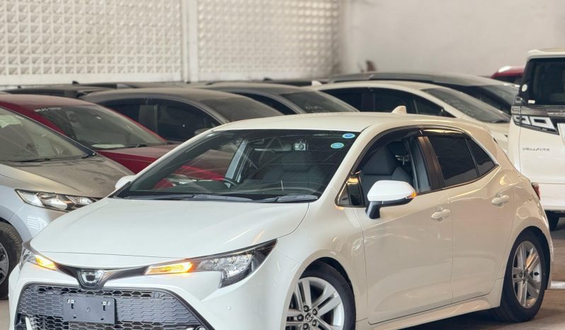 
								Toyota Corolla sport full									