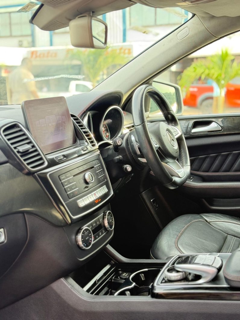 
								Mercedes Benz GLE 350d full									