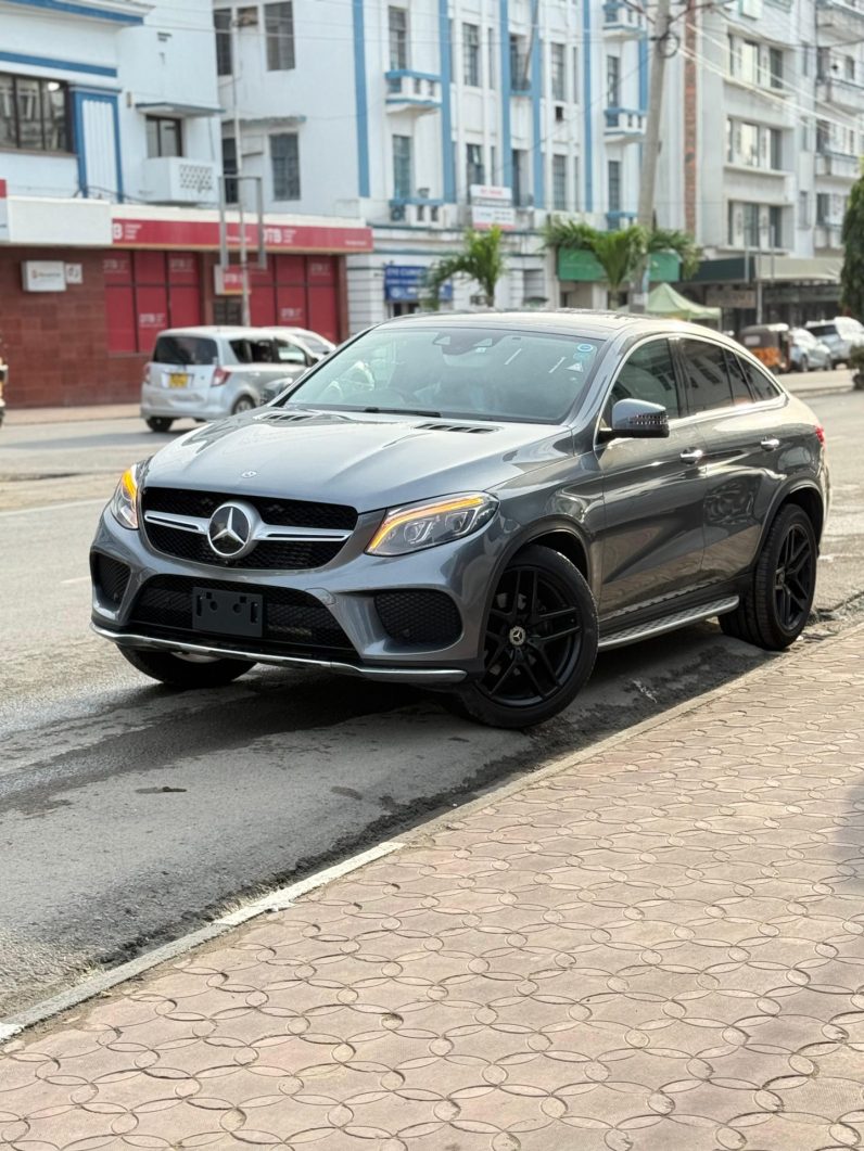 
								Mercedes Benz GLE 350d full									