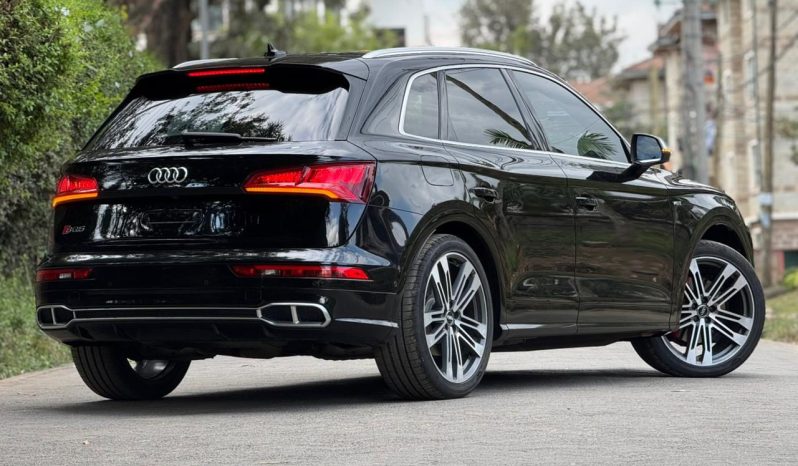 
								Audi SQ5 full									