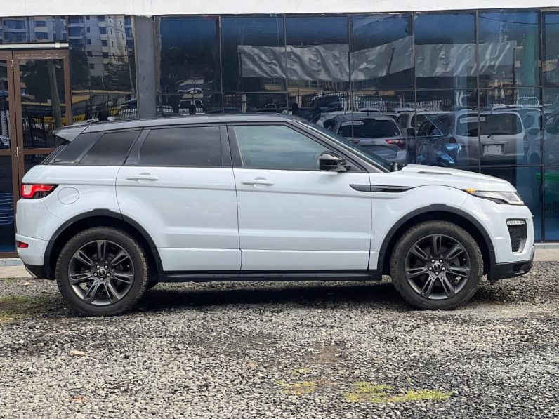 
								Range Rover Evoque full									