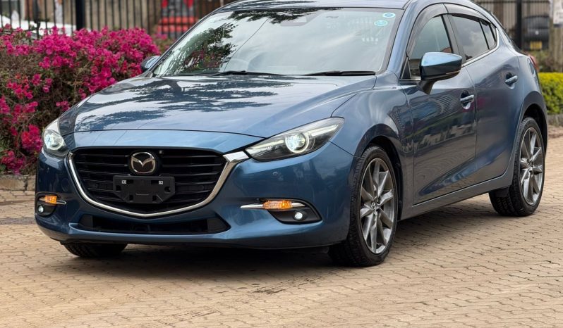 
								Mazda Axela full									