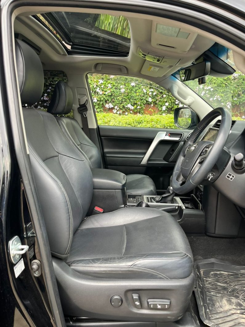 
								Land cruiser prado TXL full									