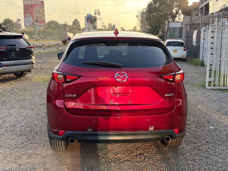 
								Mazda CX-5 full									