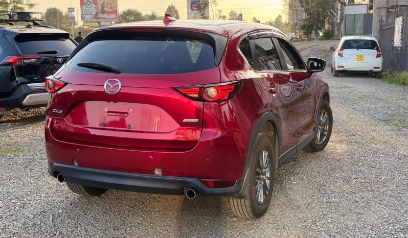 
								Mazda CX-5 full									
