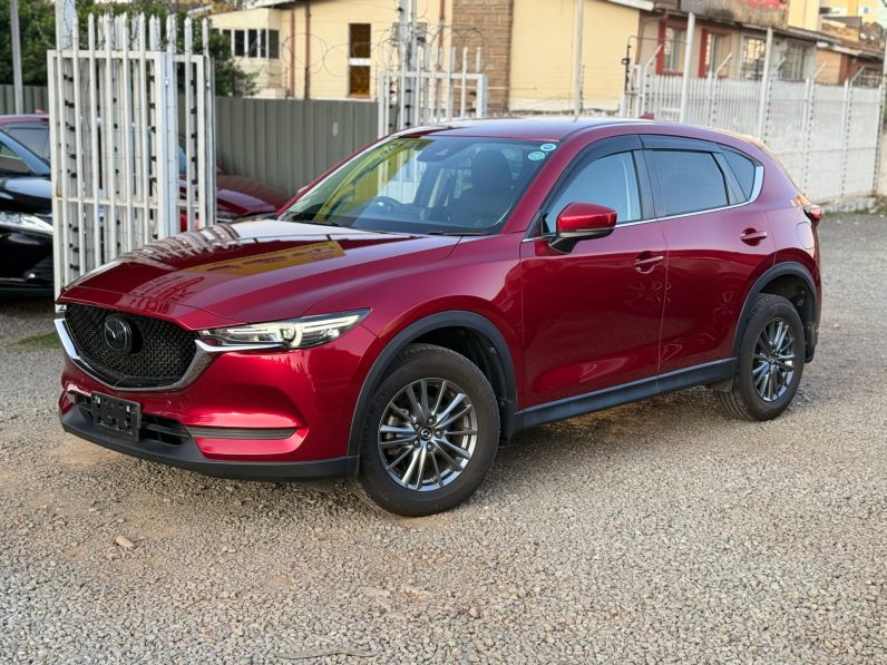 
								Mazda CX-5 full									