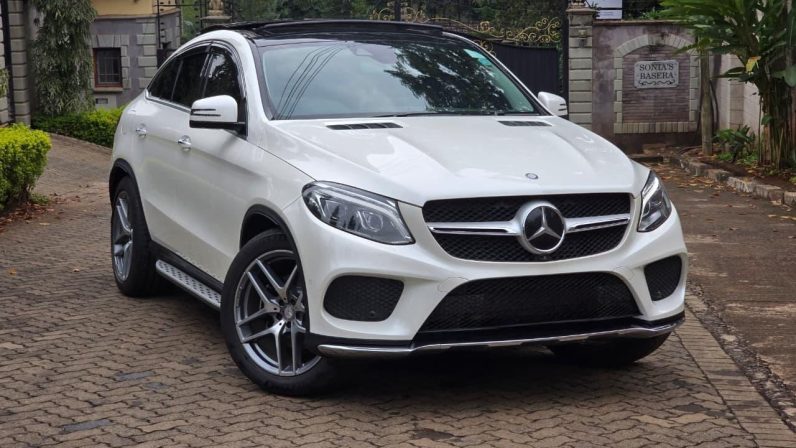 
								Mercedez Benz Gle 350D full									