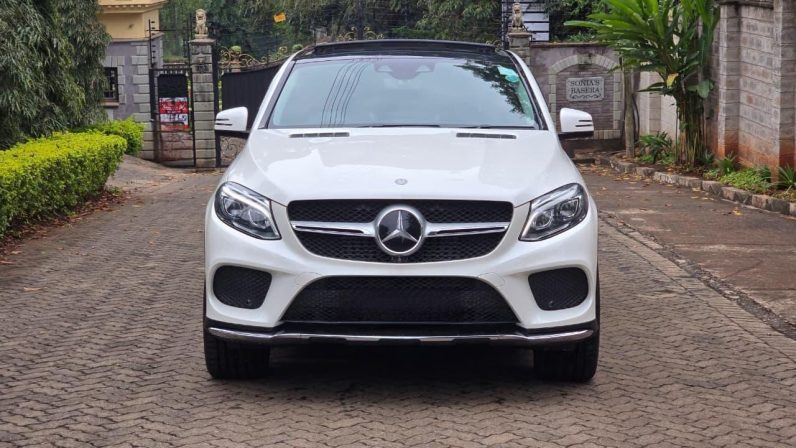 
								Mercedez Benz Gle 350D full									