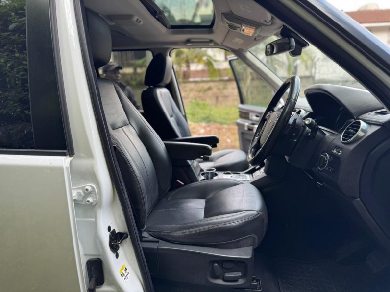 
								Land Rover Discovery full									