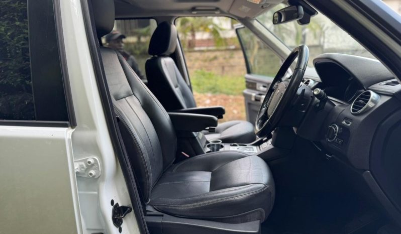 
								Land Rover Discovery full									