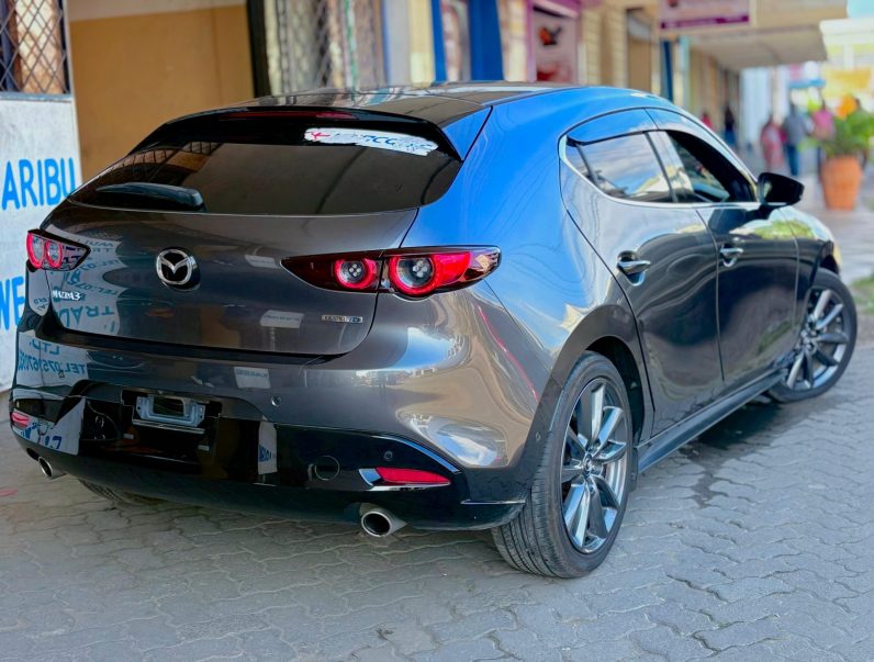 
								Mazda 3 full									