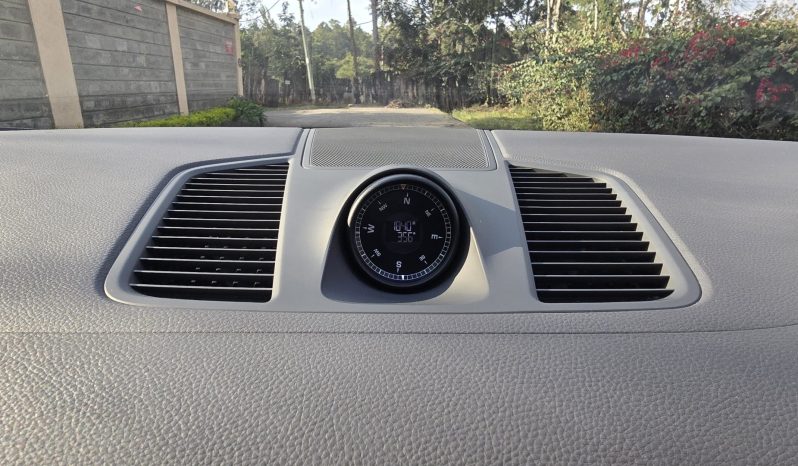 
								Porsche Cayenne full									