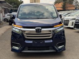 Honda Stepwagon Spada