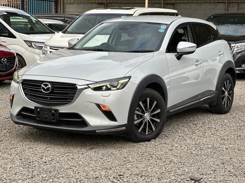 
								Mazda CX-3 full									