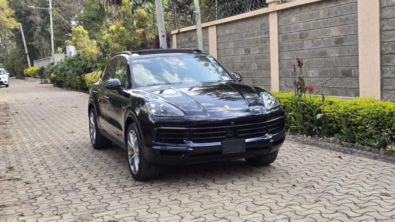 
								Porsche Cayenne full									