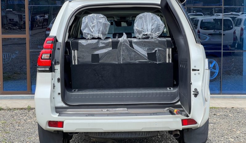 
								Toyota Land Cruiser Prado TZG full									