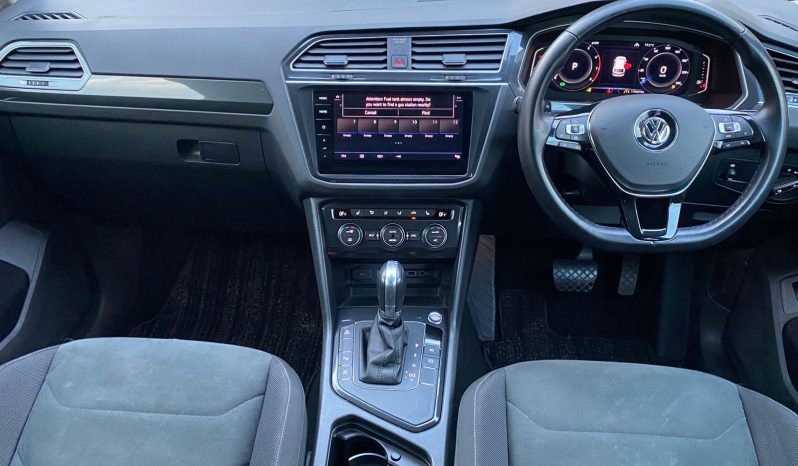 
								Volkswagen Tiguan full									