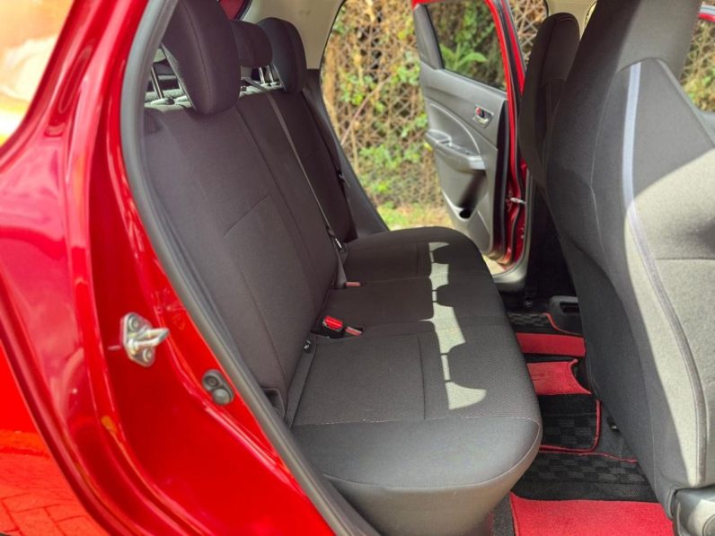 
								Suzuki Swift Sport full									