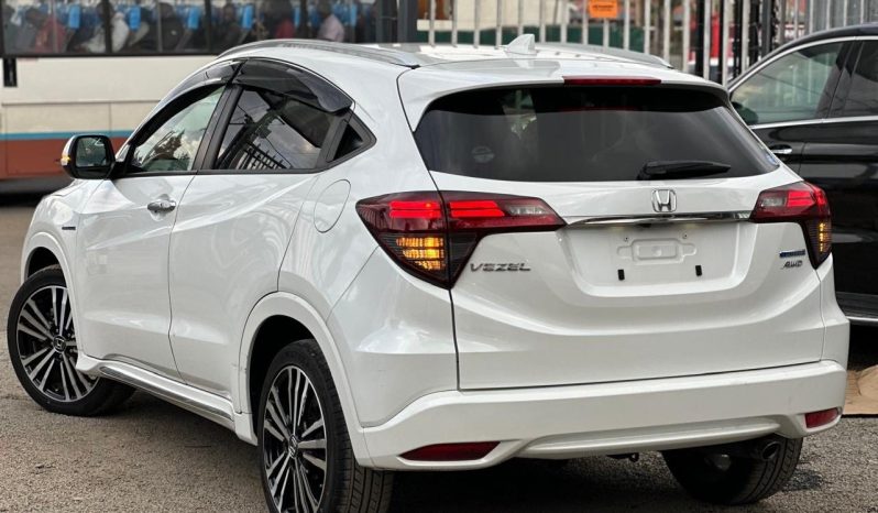 
								Honda Vezel Z full									