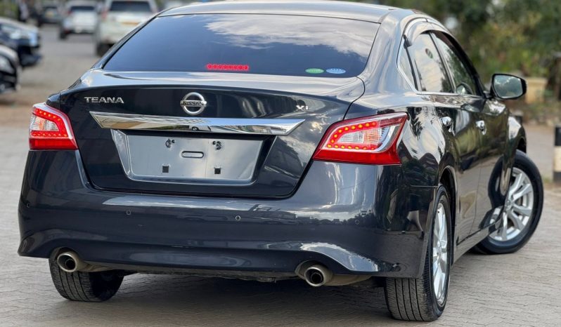 
								Nissan Teana XL full									