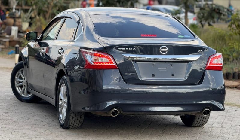 
								Nissan Teana XL full									