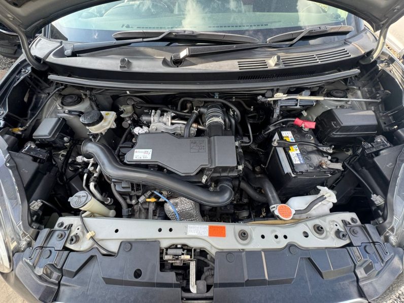 
								Daihatsu Boon(Cliq) full									