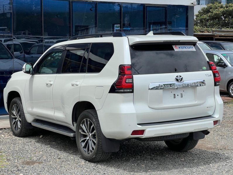 
								Toyota Land Cruiser Prado TZG full									