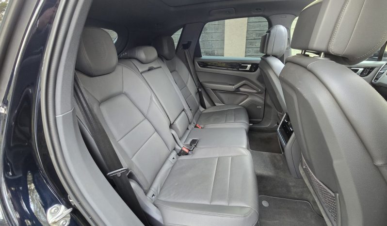 
								Porsche Cayenne full									