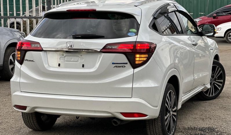 
								Honda Vezel Z full									