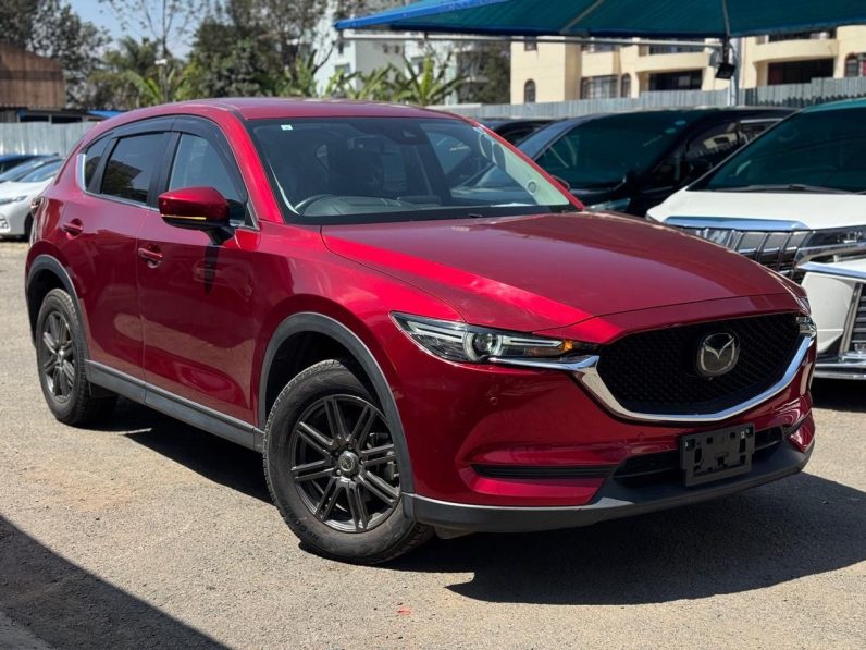 
								Mazda CX-5 full									