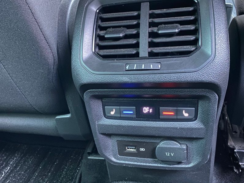 
								Volkswagen Tiguan full									