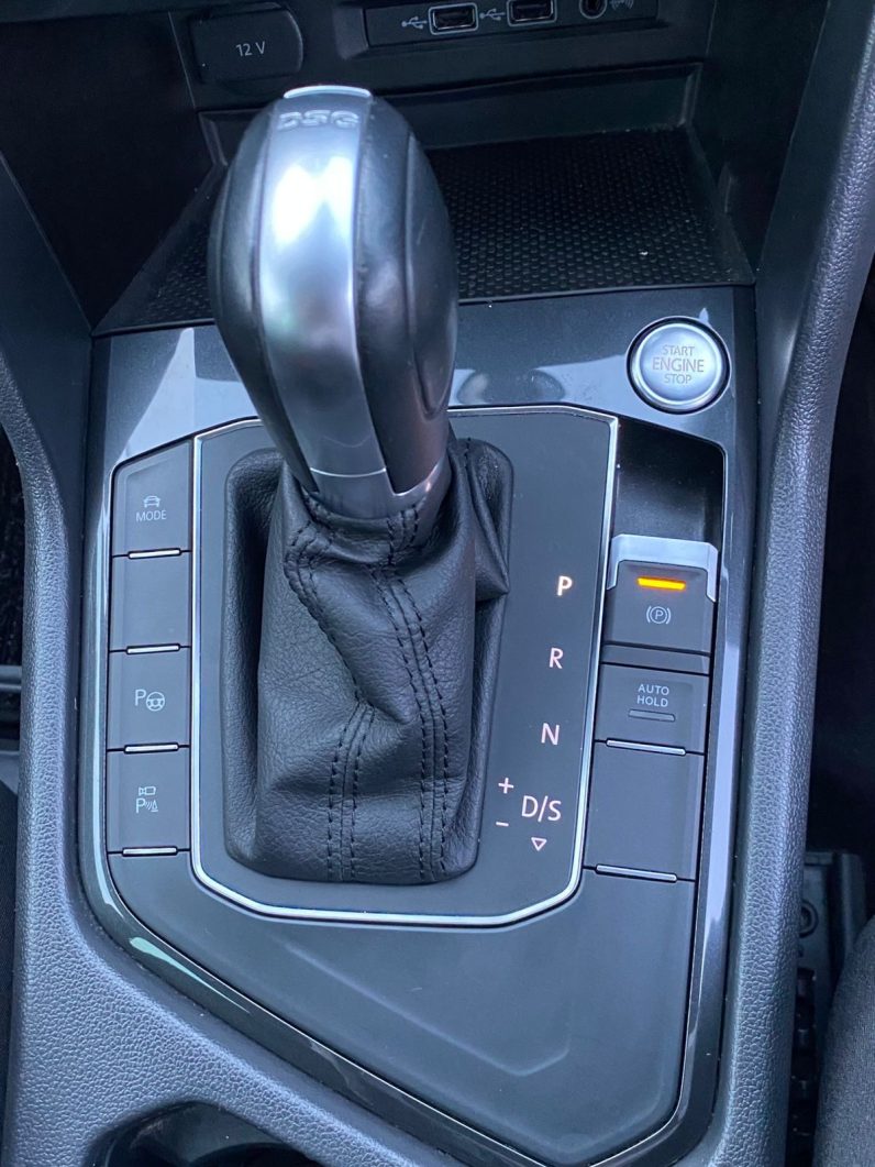 
								Volkswagen Tiguan full									