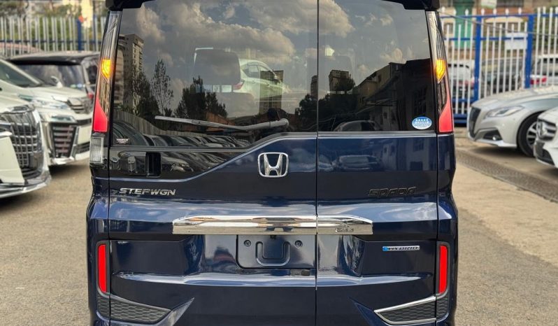 
								Honda Stepwagon Spada full									