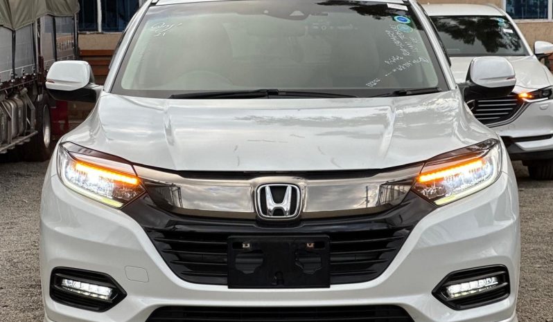 
								Honda Vezel Z full									